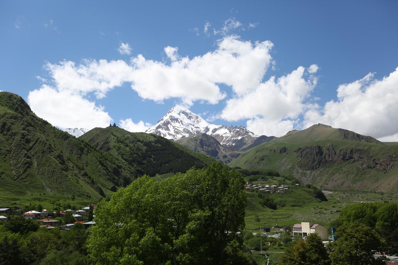 Soncho Kazbegi Hotel Exterior photo